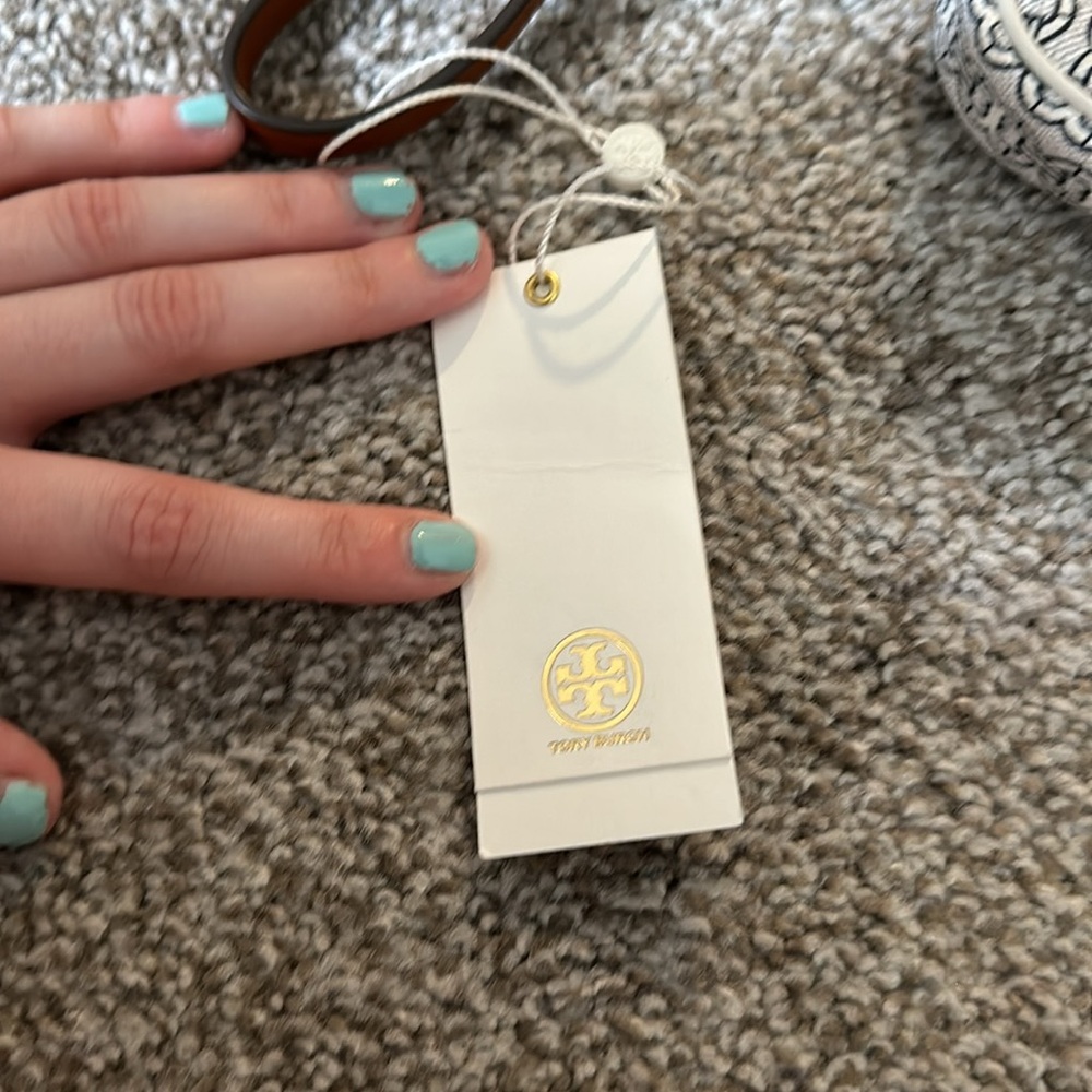 TORY BURCH IVORY GEMINI LINK - Picture 3 of 6